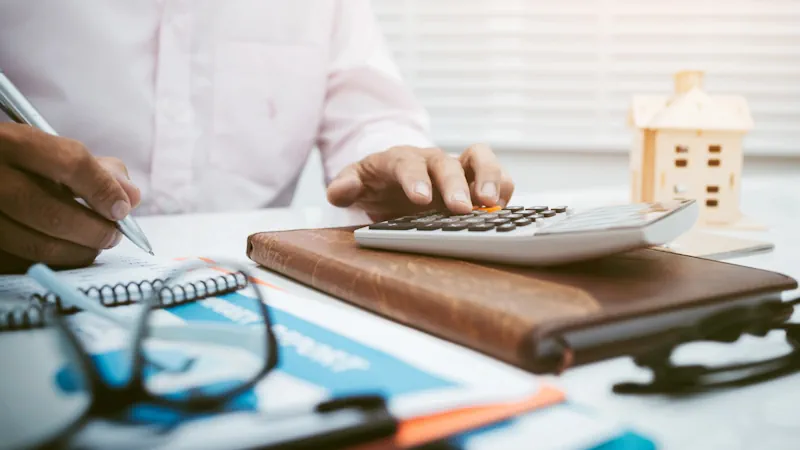 Certificación ADGN0208 Comercializacion y administracion de productos y servicios financieros